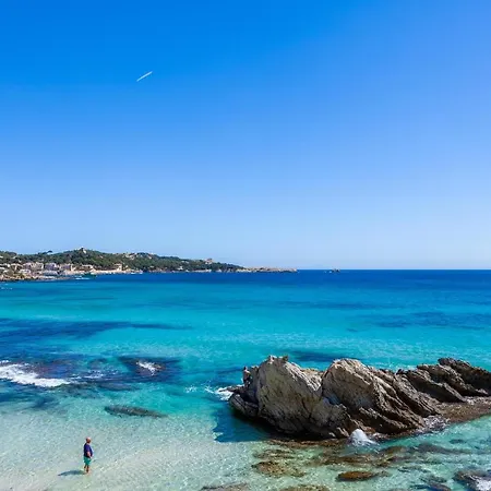 Casa Luz 칼라 라트자다